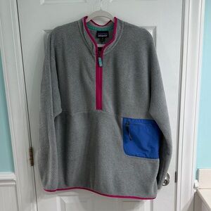 Gently used Patagonia fleece in grey size XXL